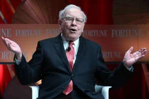Warren Buffett says you should never trust a financial pundit: It’s like finding gold and then ‘handing the map to the neighbors showing its location’