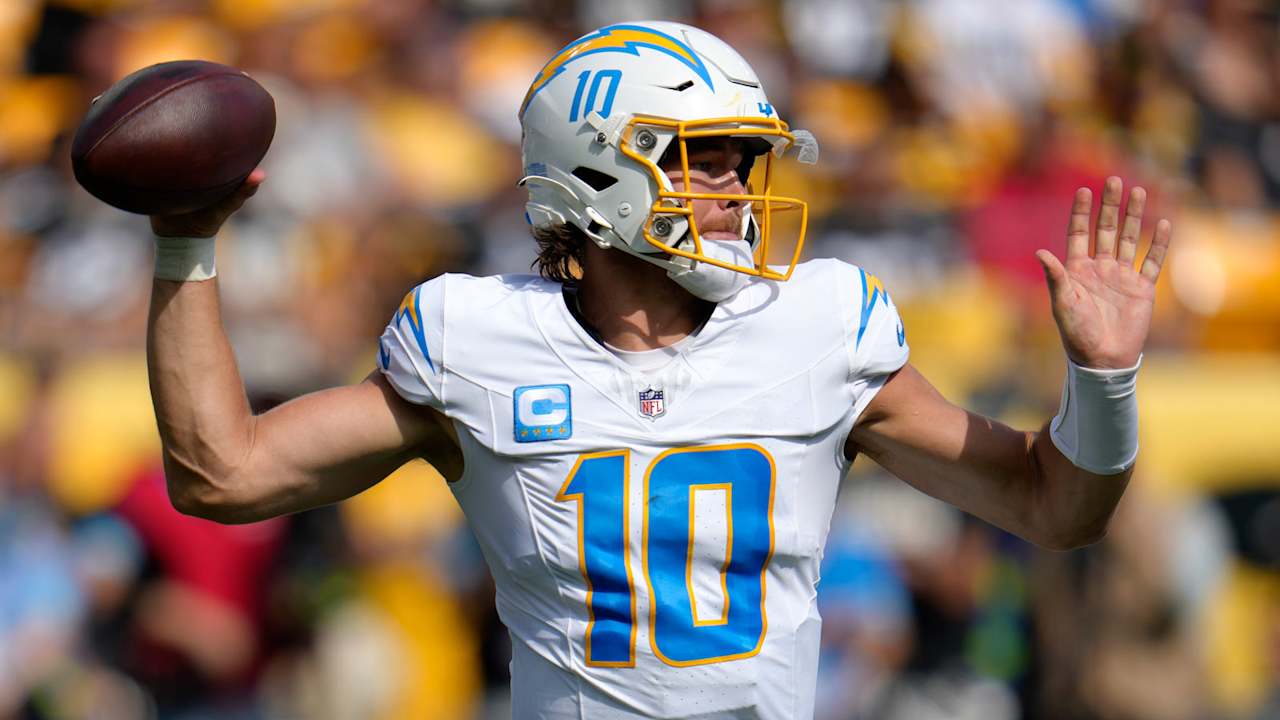 Chargers QB Justin Herbert (ankle) expected to start Sunday vs. Chiefs barring setback                          Sep 28, 2024