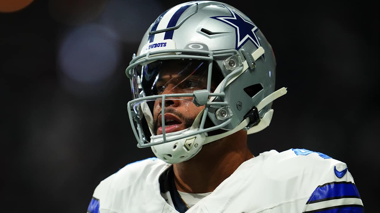 Cowboys QB Dak Prescott suffers hamstring injury in loss to Falcons, will undergo MRI on Monday                          Nov 03, 2024